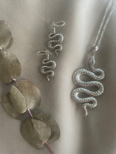 Load image into Gallery viewer, The Serpent Earrings