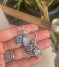 Load image into Gallery viewer, NEW ‘To the Moon and back’ friendship necklace. Set of two