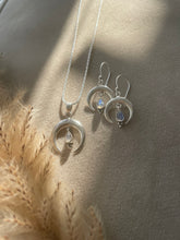 Load image into Gallery viewer, NEW The Cresent Moon Necklace
