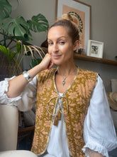 Load image into Gallery viewer, Brand New - Caramel Bloom Vest
